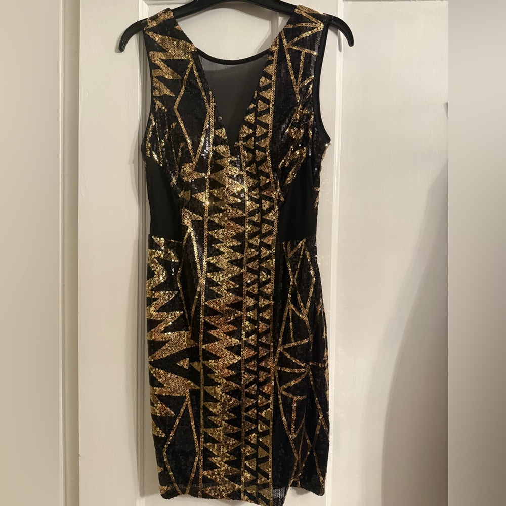 Black and Gold Sequin Dress - Picture 5 of 8